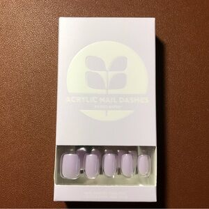 Short Squoval Press On Nails New In Box Popular Paxley